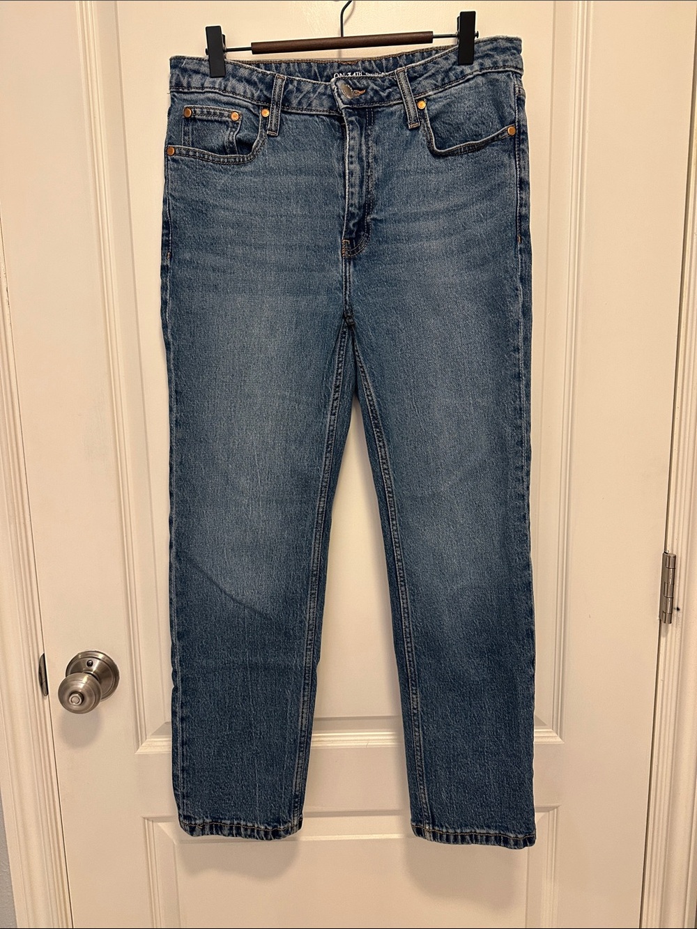 Classic Women's Boot Cut Jeans in Medium Blue